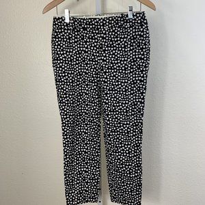 NWT J Crew Mercantile Winnie Crop Pants Size 4 Black with Hearts Comfort Stretch